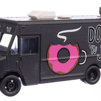 Walthers Morgan Olson Route Star Van Food Truck Dough & Joe