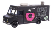 Walthers Morgan Olson Route Star Van Food Truck Dough & Joe