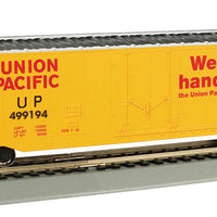 Bachmann 50' Plug Door Box Car Union Pacific